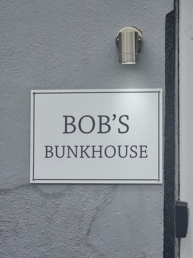 Bob'S Bunkhouse Appartement Troed-y-rhiw Buitenkant foto